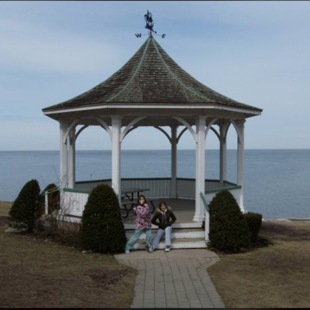 Meet your Posher, Marianne